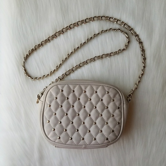 Forever 21 Quilted Gold Studded Crossbody Bag - Picture 3 of 8